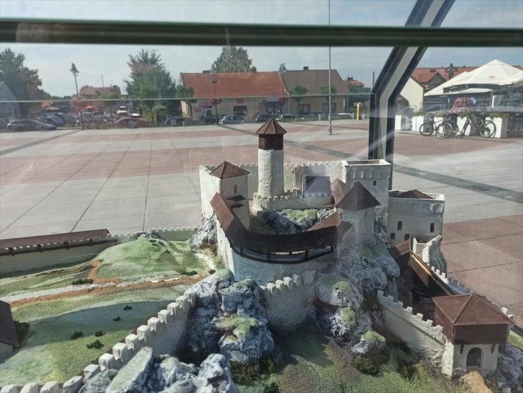 Zamek królewski Olsztyn - 028.jpg
